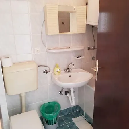 Apartman Tribunj Mate Jareb Apartament