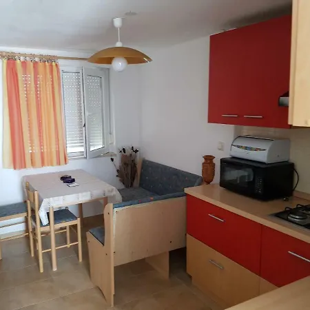 Apartman Tribunj Mate Jareb